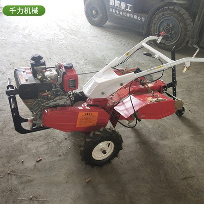 農(nóng)用柴油四驅(qū)小型微耕機(jī) 開(kāi)溝犁地除草機(jī) 旋耕松土翻土機(jī)廠(chǎng)家