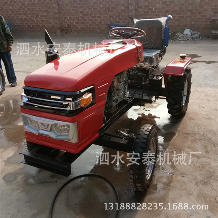 中型拖拉機