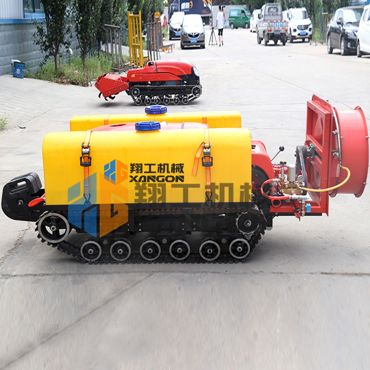 28馬力鋼履帶自走式打藥機(jī)-(3)