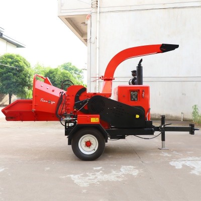 粉碎20cm大型樹(shù)枝粉碎機(jī)移動(dòng)木材削片機(jī)園林木材粉碎機(jī)柴油碎枝機(jī)