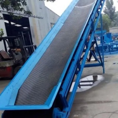 1米寬皮帶輸送機(jī) 行走式扒料運(yùn)輸機(jī) 結(jié)構(gòu)簡(jiǎn)單性能可靠