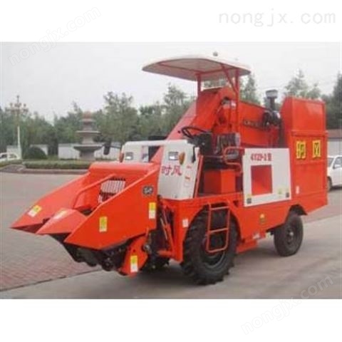 時風(fēng)4YZP-2摘穗剝皮型自走式玉米收獲機
