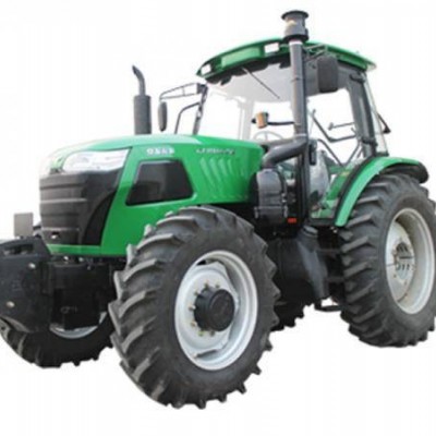 常發(fā)CFH1204A輪式拖拉機