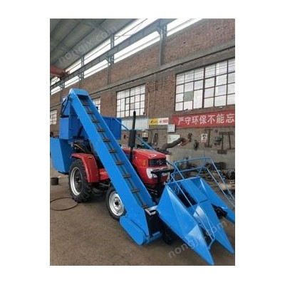 兩行玉米收割機(jī)