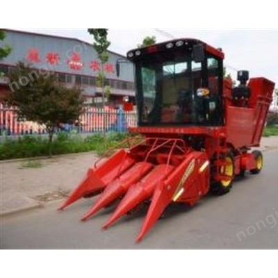 冀新4YZB-3L玉米收割機(jī)(剝皮型）