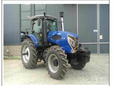 華拖 HTS2204-A 型輪式拖拉機