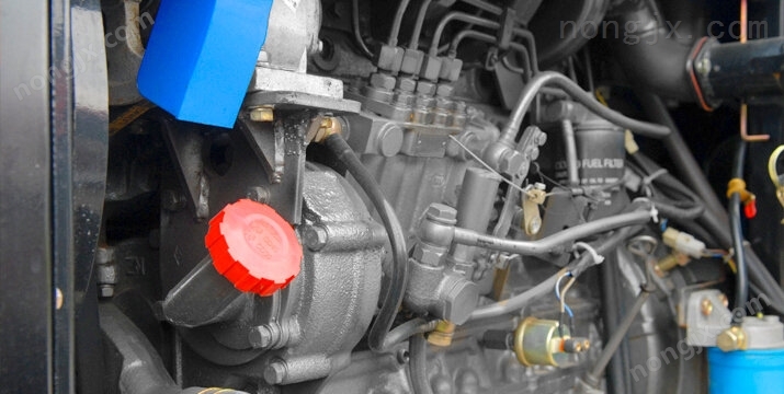 五征紐豹WZ504輪式拖拉機